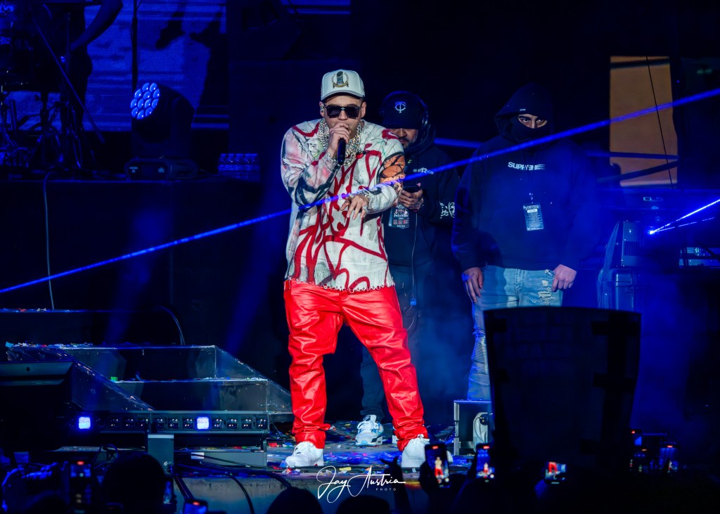 Éxito Total en el Concierto de Fuerza Regida en Chula Vista,&nbsp;California