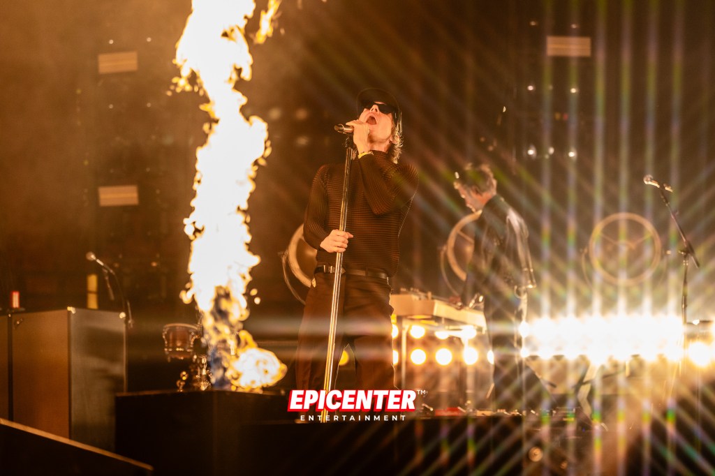 CAGE THE ELEPHANT EN VIEJAS ARENA: UNA NOCHE&nbsp;INOLVIDABLE