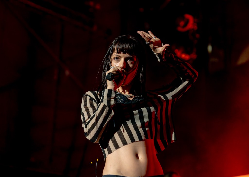 The Marias: Submarine Tour bajo una luna azul brilla en San&nbsp;Diego.