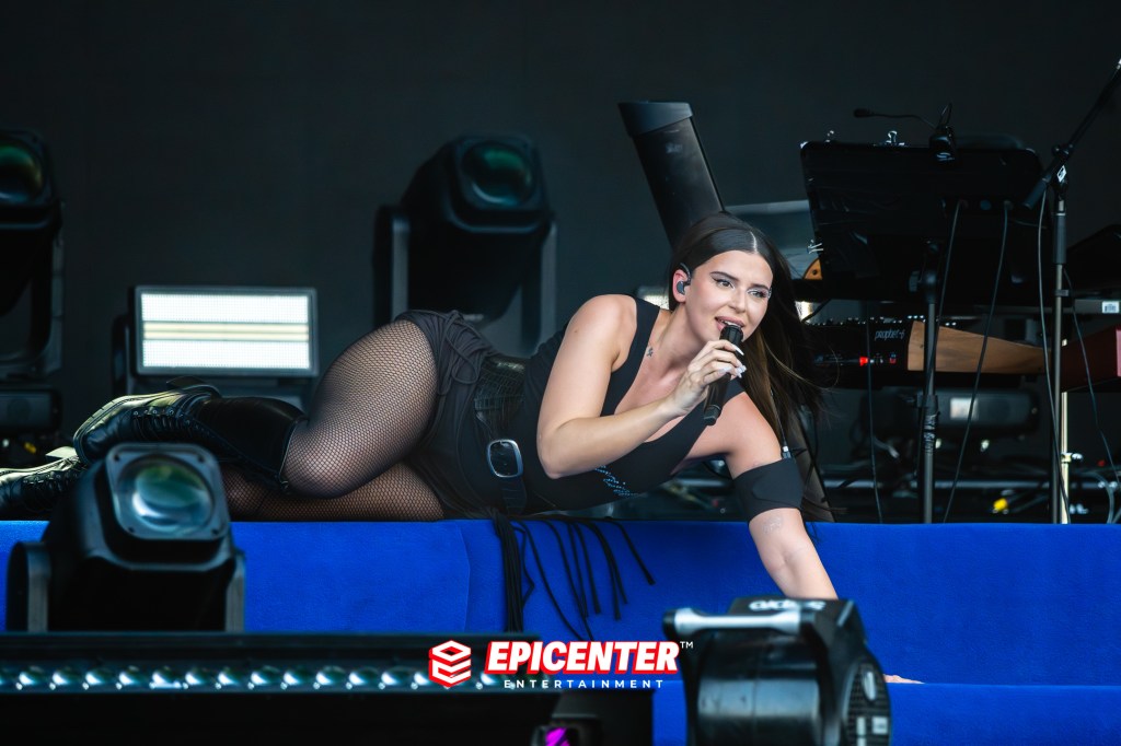 Despliegue de Ritmos y Versatilidad: Nathy Peluso Ilumina&nbsp;Monterrey