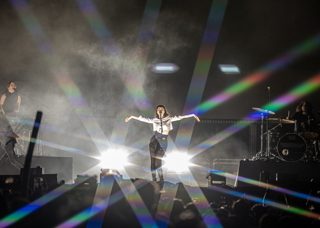 St. Vincent: Una noche de innovación y pasión en el Tecate Pa’l&nbsp;Norte