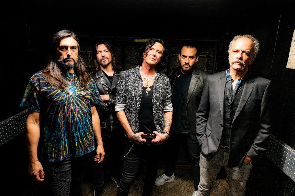 Caifanes lanza “Y Caíste” previo a Tecate Pa’l Norte 2025 